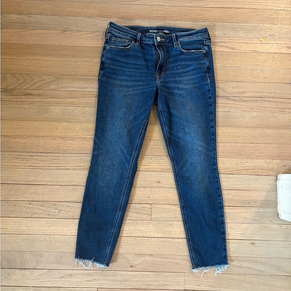 Old navy rockstar mid rise super skinny jeans